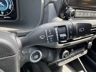 Hyundai Kona Hyundai Kona 1.6 GDI HEV Premium | Trekhaak 1350kg! | Leder | Navigatie | Sto - afbeelding nr 26