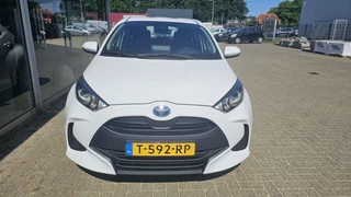 Toyota Yaris Toyota Yaris 1.5 Hybride Active NLauto | All-in | NAVI | Dealeronderhouden - afbeelding nr 2
