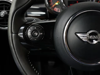 MINI Cooper MINI Cooper Mini 1.5 Business Seven [NAVIGATIE, VOL LEDER, SPORTSTOELEN, CRUISE CONTROL, AIRCO, BLUETOOTH, NIEUWSTAAT] - afbeelding nr 14