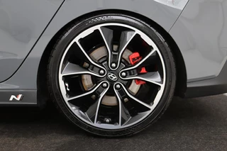 Hyundai i30 Hyundai i30 Fastback N2 2.0 T-GDI | Stoel & stuurverwarming | Full LED | Memory | Camera | Carplay | Leder/Alcantara | Keyless | Navigatie - afbeelding nr 32