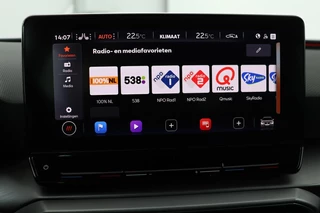 SEAT Leon SEAT Leon 1.5 eTSI FR Intens | Stoel & stuurverwarming |  Adaptive cruise | Trekhaak | Carplay | Sfeerverlichting | Camera | Navigatie - afbeelding nr 22