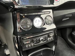 Citroën DS3 Citroën DS3 1.2 PureTech So Chic | Navigatie | Premium Audio | Climate Contr - afbeelding nr 22