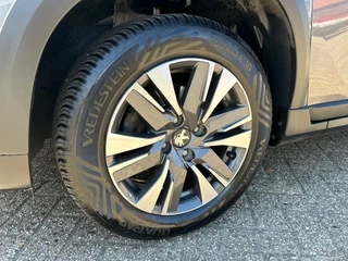 Peugeot 2008 Peugeot 2008 1.2 PURETECH ALLURE - afbeelding nr 11