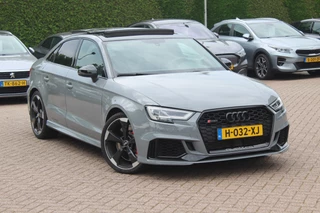 Audi RS3 Audi RS3 Limousine 2.5 TFSI quattro / Full option! / Panoramadak / Camera / RS Seats / 19'' / Matrix LED / Virtual Cockpit / B&O / DAB / Audi Magnetic Ride / Navigatie / Stoelverwarming / ACC - afbeelding nr 9
