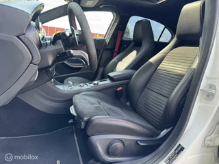 Mercedes-Benz A-Klasse Mercedes A45 AMG 4MATIC Pano/LED/Cruise/alcantara/381pk! - afbeelding nr 14