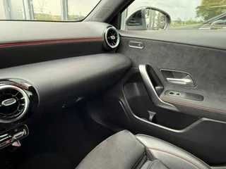 Mercedes-Benz A-Klasse Mercedes-Benz A-klasse A 200 AMG AUT NAP Widescreen Camera - afbeelding nr 41