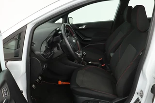Ford Fiesta Ford Fiesta 1.0 EcoBoost ST-Line | Stoel & stuurverwarming |  Camera | Carplay | Climate control | Sportstoelen | Cruise control | PDC | Bluetooth - afbeelding nr 4