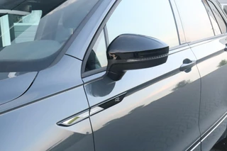 Volkswagen Tiguan Volkswagen Tiguan 1.5 TSI 2x R-Line ACC IQ Black Garantie - afbeelding nr 3