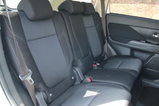 Mitsubishi Outlander Mitsubishi Outlander 2.4 PHEV Intense | Keyless entry | Stoelverwarming | - afbeelding nr 23