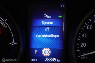 Toyota C-HR Toyota C-HR 1.8 Hybrid Style Ultimate, 28.885 KM!! - afbeelding nr 33