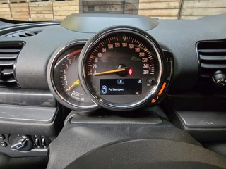 MINI Clubman Mini Mini Clubman 1.5 Cooper Business Edition Full LED Pano H&K Navi Clima Keyless 17
