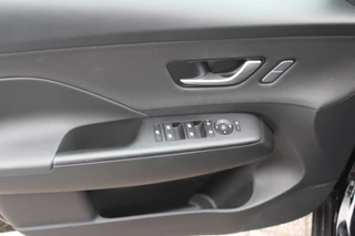 Hyundai Kona Hyundai Kona 1.6 GDI HEV Premium Sky Full Option! 