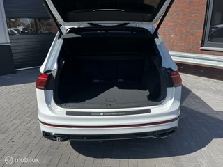 Volkswagen Tiguan Volkswagen Tiguan R 2.0 TSI 4Motion LEER/ELECTREKHAAK/SCHADE - afbeelding nr 21