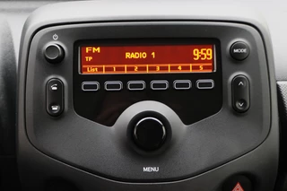 Toyota Aygo Toyota Aygo 1.0 VVT-i x-fun 5-Deurs, Airco, Cruise, Bluetooth, Elektrische Ramen, DAB, Xenon - afbeelding nr 5