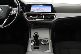BMW 3 Serie BMW 3-serie 318i Business Edition | Stoelverwarming | Camera |  Carplay | Live Cockpit | Full LED | Navigatie | Dodehoek detectie | Climate control - afbeelding nr 7