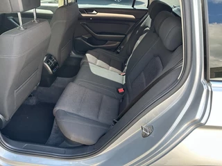 Volkswagen Passat Volkswagen Passat Variant 1.4 TSi Aut.ACT Highline NAvi Camera - afbeelding nr 37