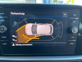 Volkswagen T-Roc Volkswagen T-Roc 1.0TS Life Carplay Navi Clima - afbeelding nr 16