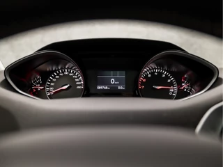 Peugeot 308 Peugeot 308 SW 1.2 PureTech Sport (PANORAMADAK, APPLE CARPLAY, GROOT NAVI, PARKEERSENSOREN, SPORTSTOELEN, GETINT GLAS, CRUISE, LANE ASSIST, NIEUWE APK, NIEUWSTAAT) - afbeelding nr 22