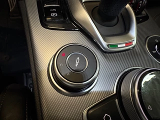 Alfa Romeo Stelvio Alfa Romeo Stelvio 2.2 JTD 230pk AWD Veloce Vol opties! Panoramadak, performance pack - afbeelding nr 21