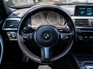 BMW 3 Serie BMW 3-serie 330e Centennial High Executive|PANO|M-SPORT|18'' - afbeelding nr 9