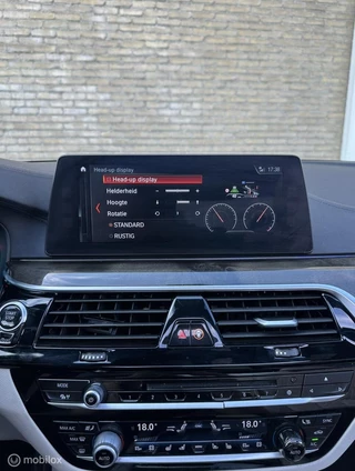 BMW 5 Serie Full Option BMW M550i xDrive Panorama Massage Head Up ACC - afbeelding nr 24