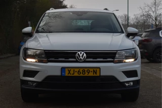 Volkswagen Tiguan | NL-Auto | Afn.trekhaak | Carplay | DAB | Adapt.Cruise Contr | LM-Velgen | NAP - afbeelding nr 4