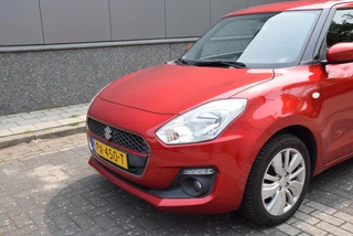 Suzuki Swift Suzuki Swift 1.0 Select | Dealer onderhouden | Apple carplay/android | Stoelverwarming | - afbeelding nr 3