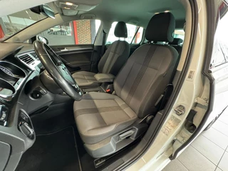 Volkswagen Golf Volkswagen Golf 1.2 TSI Highline Allstar*120PK*Trekhaak*Cruise Control*Stoelverwarming* - afbeelding nr 8