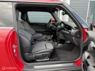 MINI Electric MINI Cooper S Electric Facelift - stoelverwarming - camera - afbeelding nr 7