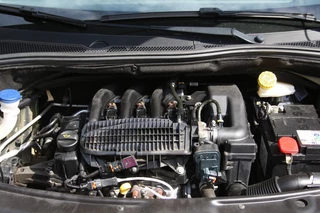 Peugeot 208 - afbeelding nr 4