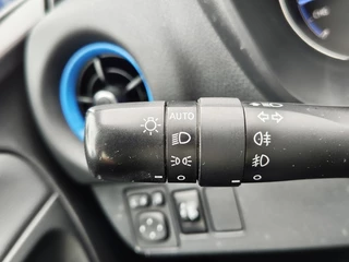 Toyota Yaris Toyota Yaris 1.5 Hybrid SkyBlue Edition | Trekhaak | Keyless Entry & Start | - afbeelding nr 12