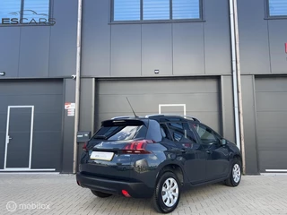 Peugeot 2008 Peugeot 2008 1.2 PureTech Blue Lion  Led | Cruise control - afbeelding nr 9