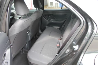 Toyota Yaris Cross Toyota Yaris Cross 1.5 HYBRID 115 FIRST Teamplayer / Winterpack - afbeelding nr 19