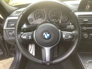 BMW 3 Serie BMW 3 Serie Touring 330i X-Drive Aut. M-Sport - afbeelding nr 17