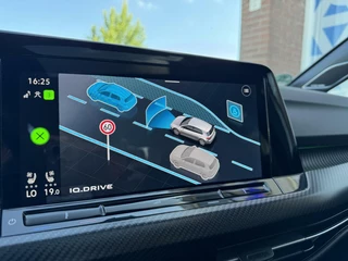 Volkswagen Golf Volkswagen Golf 8 R 2.0 TSI 333pk 4Motion 20 years Edition Akra Pano H&K Leder Memory Ventilatie Stuurvw Stlvw Blindspot Fabrieksgarantie - afbeelding nr 30