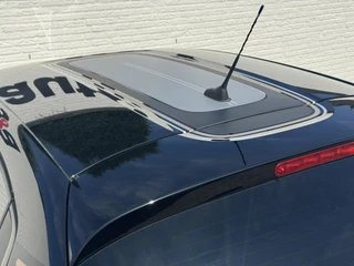 Citroën C3 Citroen C3 1.2 PureTech C-Series Navigatie Clima Cruise Carplay Led Parkeensensor achter - afbeelding nr 34