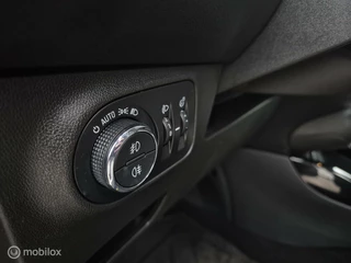 Opel Corsa Opel Corsa 1.4 Volautomaat / Stuur- & Stoelverwarming / Camera - afbeelding nr 24