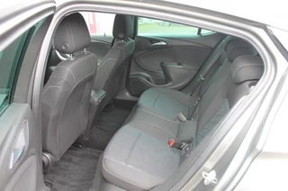 Opel Astra Opel Astra 1.4 T. 120 JAAR EDITION 150 pk Automaat 1e eigenaar en NL-auto - afbeelding nr 16