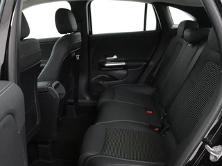 Mercedes-Benz GLA Mercedes-Benz GLA-klasse 250e Style | Stoelverwarming | Camera |  Cruise control | Carplay | Widescreen | LMV 18 inch | Half leder | DAB+ - afbeelding nr 7