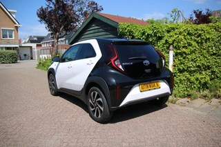 Toyota Aygo Toyota Aygo X Aygo X 1.0 VVT-i Black & White | Apple carplay | Camera achter | - afbeelding nr 28