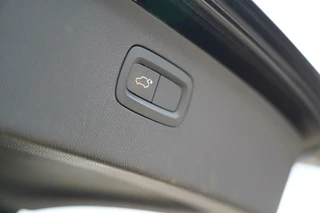 Volvo XC90 Volvo XC90 2.0 T8 Twin Engine AWD Inscription - Dealer onderhouden- Bowers & Wilkins - Panoramisch schuif/kanteldak - Luchtvering - Trekhaak - Adaptieve cruise control - Stoelverwarming en ventilatie - Elektrisch verstelbare stoelen - Standkachel - afbeelding nr 43