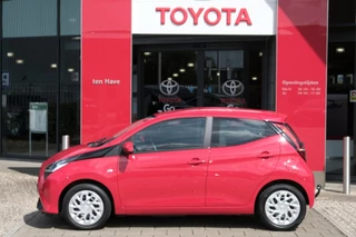 Toyota Aygo Toyota Aygo 1.0 VVT-i x-play | Apple Carplay & Android auto | Achteruitrijca - afbeelding nr 8