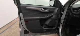 Ford Kuga Ford Kuga 2.5 PHEV Titanium 225pk | Driver Assistance Pack | Winterpack | AGR Stoelen met half leder | Trekhaak Wegklapbaar | Michelin Cross Climate - afbeelding nr 10