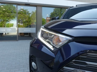 Toyota RAV4 Toyota RAV4 2.5 Hybrid Bi-Tone | Leder | Panoramadak - afbeelding nr 4
