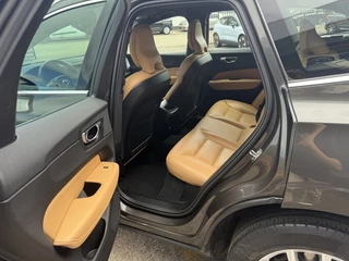 Volvo XC60 Volvo XC60 B5 AWD Mom. Pro | Lederen bekleding | Stoelverwarming - afbeelding nr 19