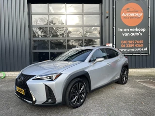 Lexus UX Lexus UX 250H F-SPORT|SCHUIFDAK|CARPLAY|LEER|CAMERA|DEALER ONDERHOUDEN - afbeelding nr 1