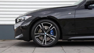 BMW 3 Serie BMW 3 Serie Touring 330i M-Sport | Adaptieve Cruise Control | Shadow-Line | Achteruitrijcamera | HiFi - afbeelding nr 4