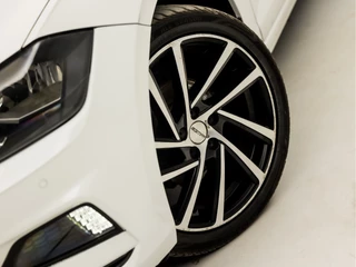 Volkswagen Polo (APPLE CARPLAY, CLIMATE, LM VELGEN, SPORTSTOELEN, PARKEERSENSOREN, CRUISE, NIEUWE APK, NIEUWSTAAT) - afbeelding nr 15