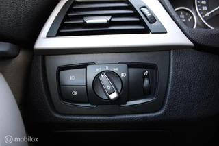 BMW 4 Serie BMW 4-serie Gran Coupé 420d Centennial High Executive LEDER LMV PANO - afbeelding nr 21