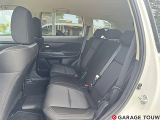 Mitsubishi Outlander Mitsubishi Outlander 2.4 PHEV Pure+ Afn.trekhaak + Winterset - afbeelding nr 26